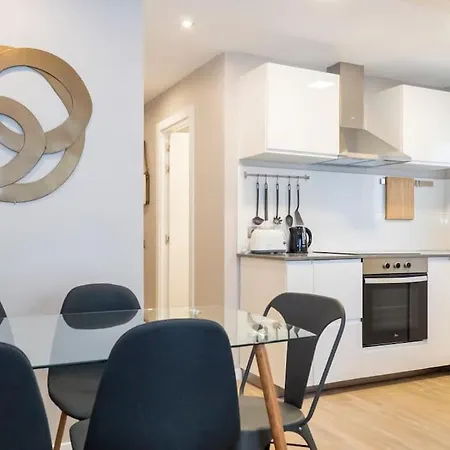 Apartamento Bebarceloner Sant Andreu - 3 Bedrooms With Terrace Barcelona