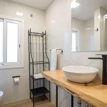Bebarceloner Sant Andreu - 3 Bedrooms With Terrace Barcelona